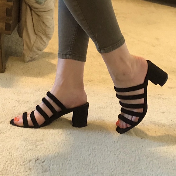 EUC: MARC FISHER Shire Slide Sandal - Picture 8 of 9